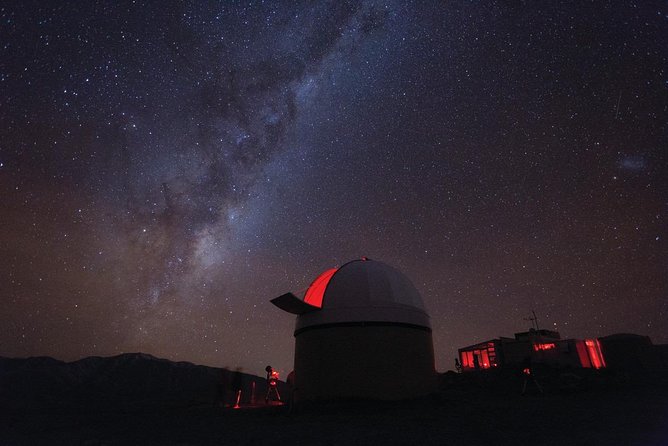 Mount John Observatory Stargazing Experience, Tekapo - Cold, darkness, and the gear you should bring