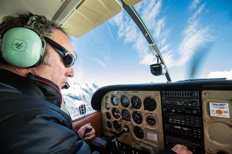 Mt Cook: 55-Minute Scenic Flight in Helicopter or Ski Plane - Crossing the Main Divide to Fox and Franz Josef Glaciers