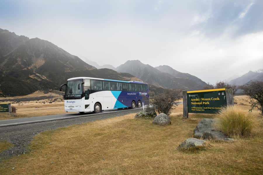 Mt. Cook Day-Tour: Christchurch to Queenstown - Leaving Christchurch across the Canterbury Plains