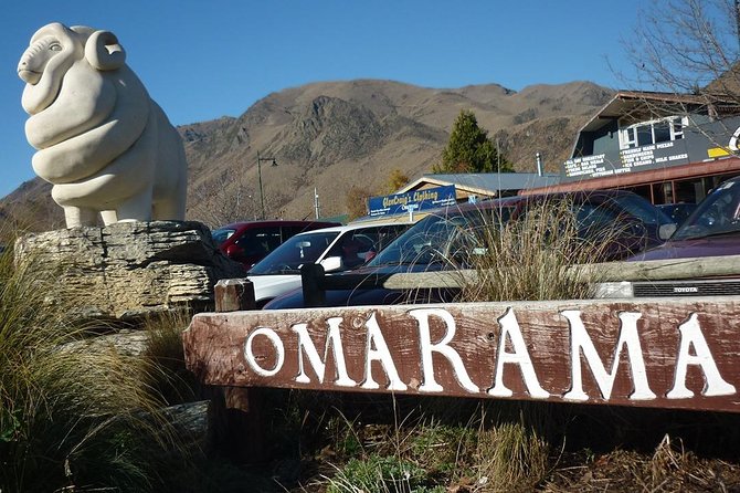 Mt Cook Small Group Scenic Day Tour from Queenstown - Food, fruit, and the long ride home