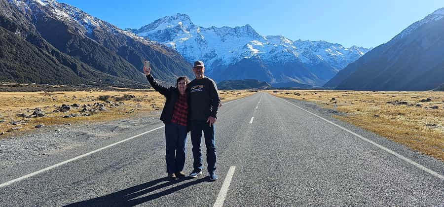 (MT) Mount Cook & Lake Tekapo Day Tour from Christchurch - The road from Christchurch to Geraldine
