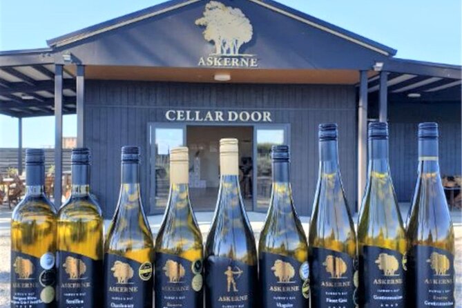 Napier Gourmet Winery Luncheon + tastings at 3 Great Wineries - The guide can shape the whole day