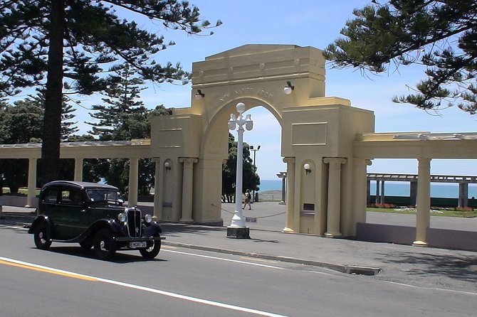Napier Shore Excursion: City Sights and Hawke's Bay Tour - Hastings and its 1930s character