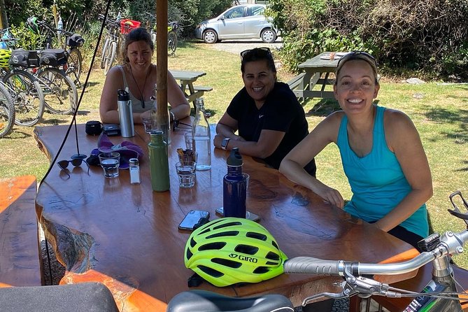 Nelson to Mapua: Full-Day Self-Guided Cycling Adventure - The Mapua ferry and the coastal finish