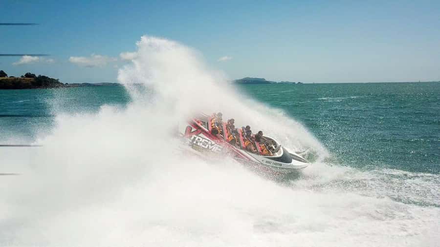 Paihia: Bay of Islands 30-minute Adventure Jet Boat Trip - Why this Paihia jet boat ride works