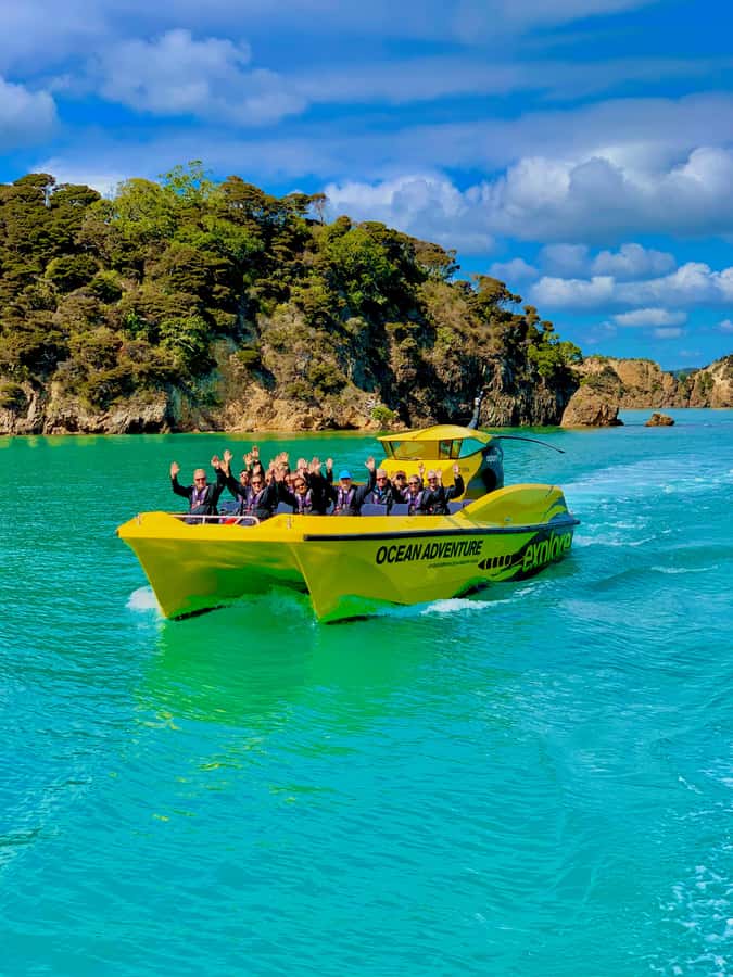 Paihia: Hole in the Rock Fast Boat Ocean Adventure - Cathedral Cave, if the sea allows