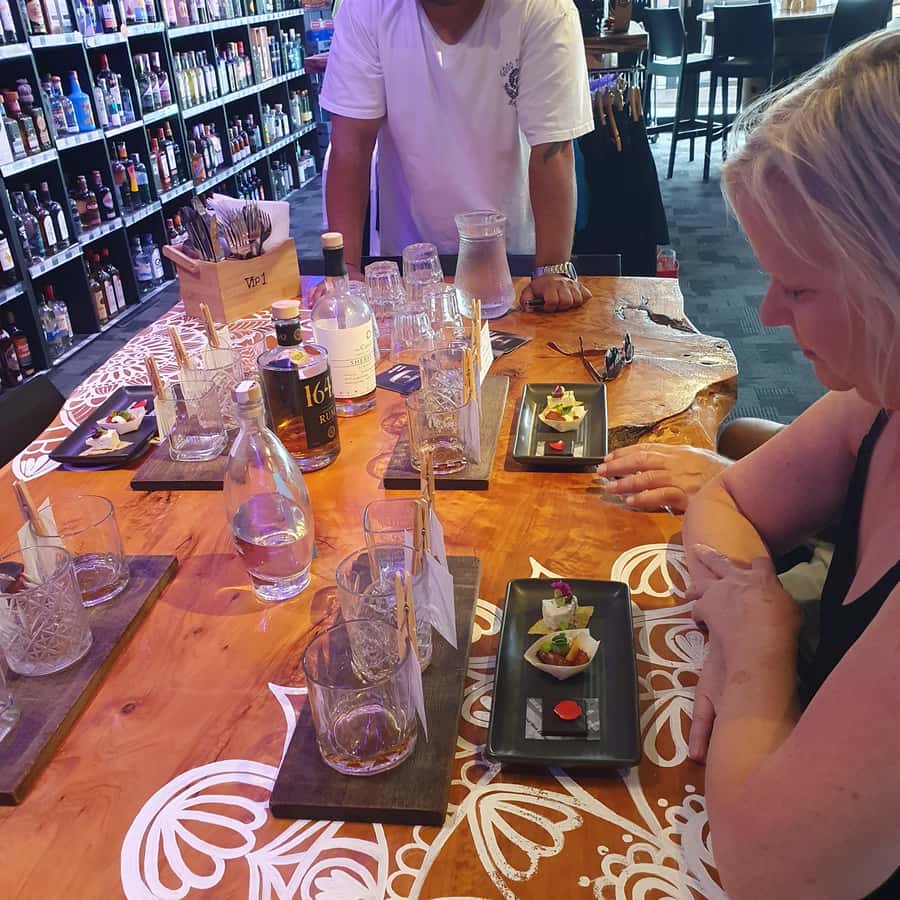 Paihia or Kerikeri: Wine, Spirit, & Craft Beer Tour - Who should book this afternoon?