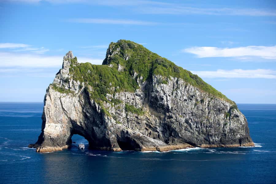 Paihia/Russell: Hole in the Rock and Bay of Islands Cruise - Sailing from Paihia or Russell