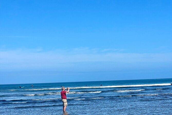 Piha Beach - Arataki Visitor Centre and the two-harbour views