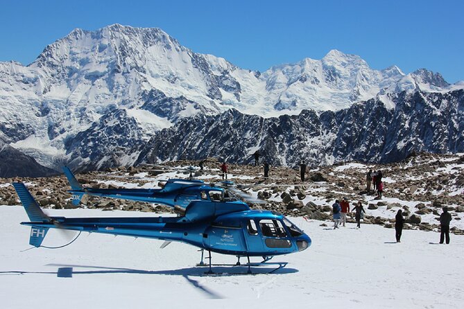 Pilot’s Choice: 2 Glaciers & Snow Landing – 35min - The snow landing and the ten-minute photo stop