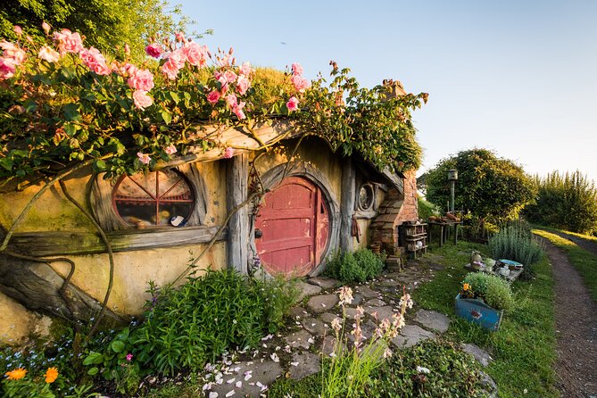 Premium Hobbiton Small Group Day Tour from Auckland - The Green Dragon Inn and the small details