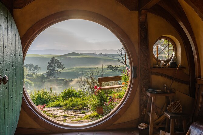 Premium Hobbiton Small Group Day Tour from Auckland - The Waikato drive gives the day room to breathe