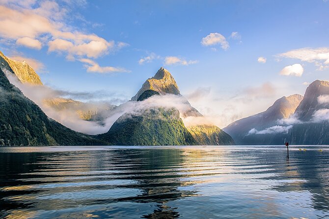 Premium Milford Sound Small Group Tour & Cruise from Queenstown - Te Anau, the practical break in the journey