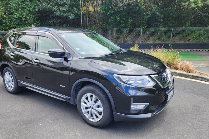 Private Auckland Airport Transfer to, from Auckland Hotels SUV - A private SUV instead of a shared shuttle