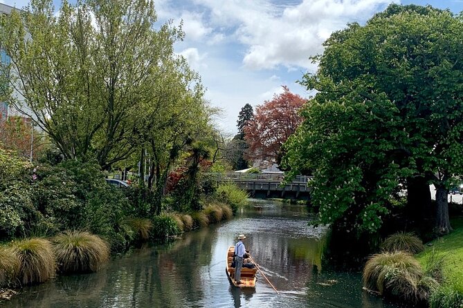 Private Christchurch City Highlight Half Day Tour - A fast introduction to Christchurch from Cashmere Hill