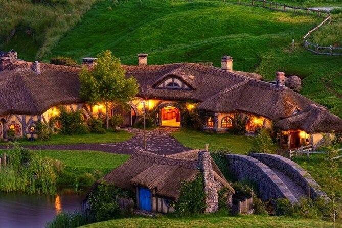Private Driver Hire – Full-Day Touring-Auckland/Rotorua/Hamilton - Auckland, Hamilton, and the road south