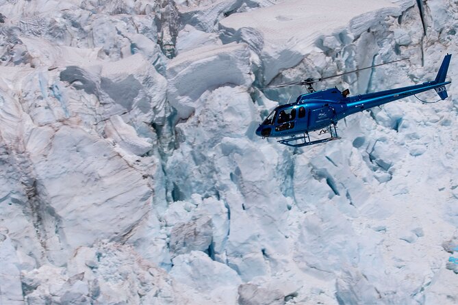 Private Flight - 2 Glaciers - Snow Landing - Franz Josef - 35mins - What the private format really gives you