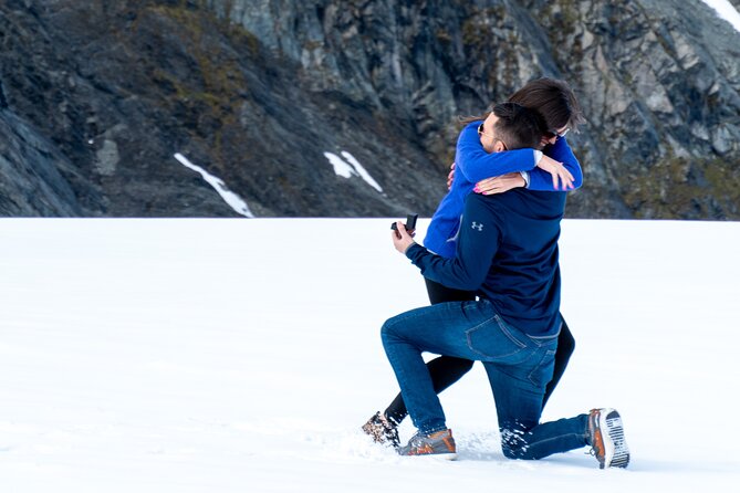 Private Flight - 2 Glaciers - Snow Landing - Franz Josef - 35mins - Price and value for a small group