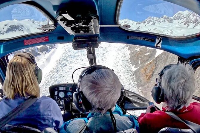 Private Flight: 3 Glaciers with Snow Landing - 45mins - A Private Flight With Shared Ground Logistics