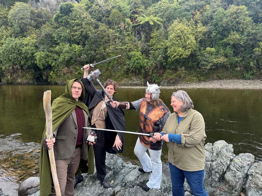 Private Lord of the Rings Tour Wellington with Lunch - From Wellington to Mordor and Helm’s Deep