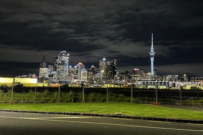Private Night Tour of Auckland, Sky Tower Bar, Bridge & Museum - Auckland Museum is an exterior night stop