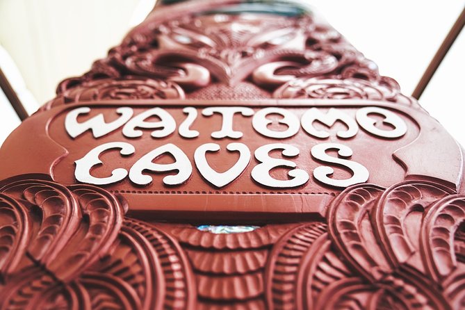 Private Tour [2 Days]: Auckland to Waitomo Caves, Rotorua, Te Puia & Wai-O-Tapu - Waitomo Glowworm Caves and the silent boat ride