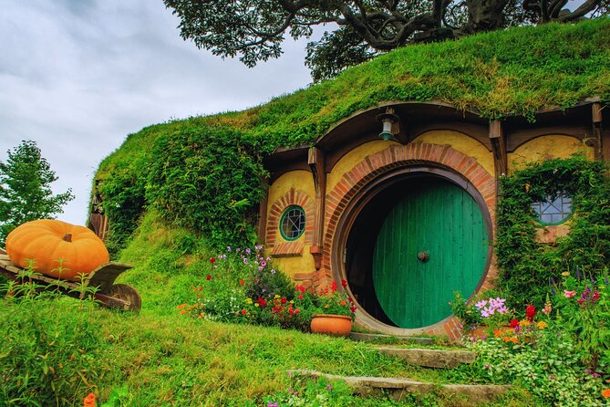 Private Tour: Hobbiton Movie Set, Rotorua Mud Pool & Treewalk - Hobbiton’s Shire, built for the screen