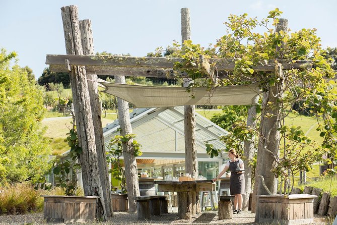 Private Tour - Horse Riding, Wine Tasting and Art Trail - What the bush ride adds to the day