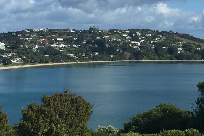 Private Tour - Waiheke Island Luxury Experience - Lunch adds value, but clarify the setting