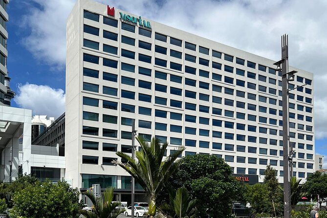 Private Transfer From Auckland City To Auckland Airport - Why the $67.64 fare can be good value