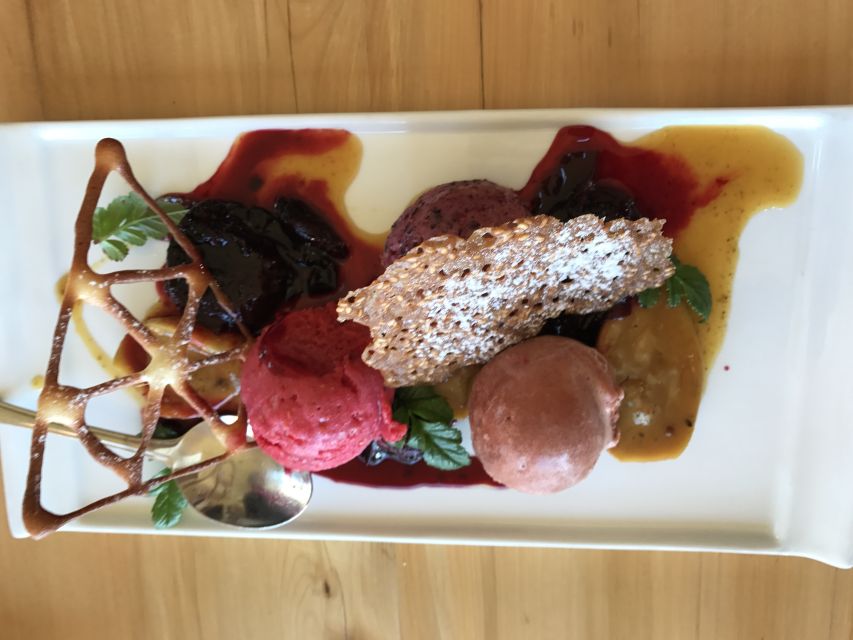 Progressive Wine & Gourmet Trail from Blenheim or Picton - Lunch is the day’s main pause