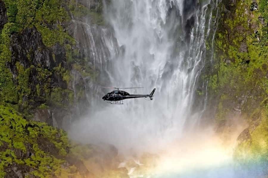 Queenstown: 2.5 Hour Flight to Fiordland's Iconic Locations - From Queenstown to Glenorchy and Lake Erskine