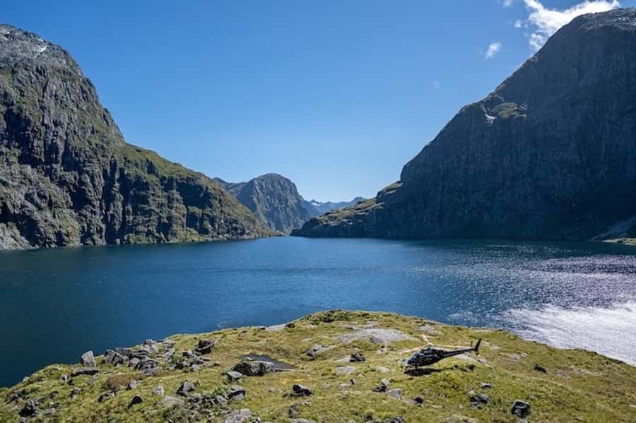 Queenstown: 2.5 Hour Flight to Fiordland's Iconic Locations - Milford Sound from a rare high angle