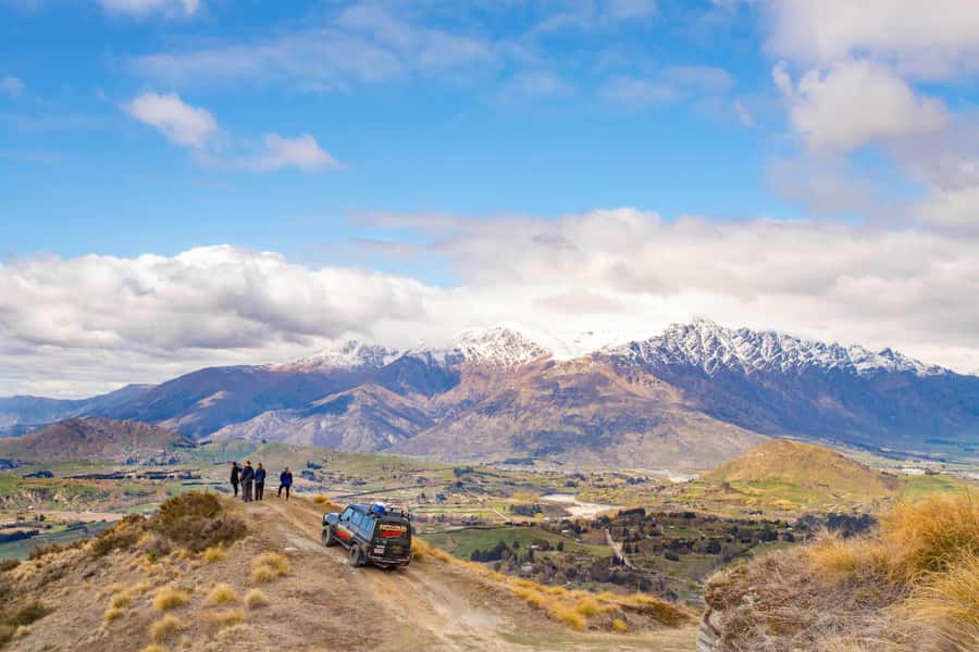 Queenstown: 4WD Lord Of the Rings Tour Half-Day Tour - Queenstown Hill and the refugees of Rohan