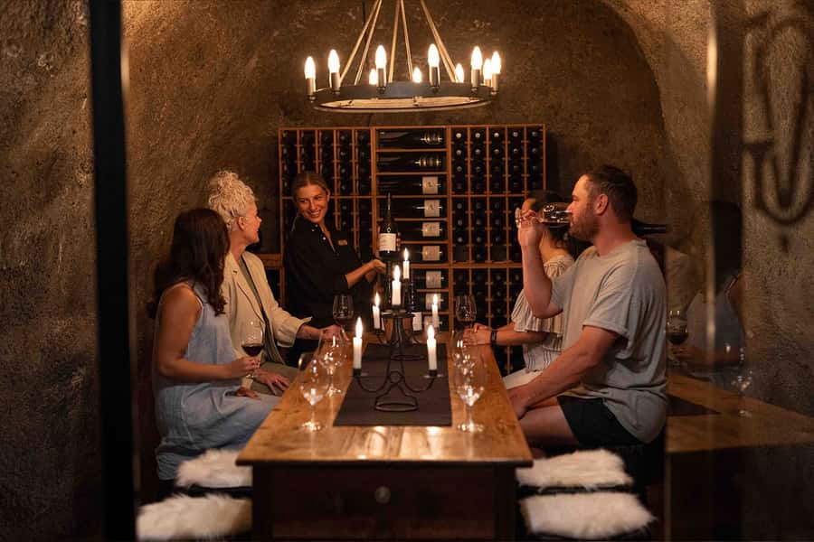 Queenstown, Arrowtown, Gibbston: Flexible Wine Hopper Tours - Key points at a glance
