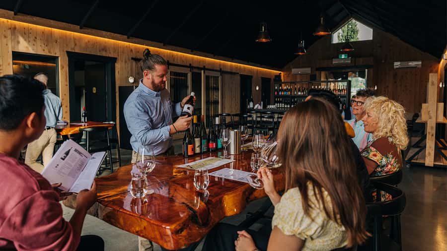 Queenstown: Classic Central Otago Wine Tasting Experience - Why this Kinross tasting is more than a quick sip