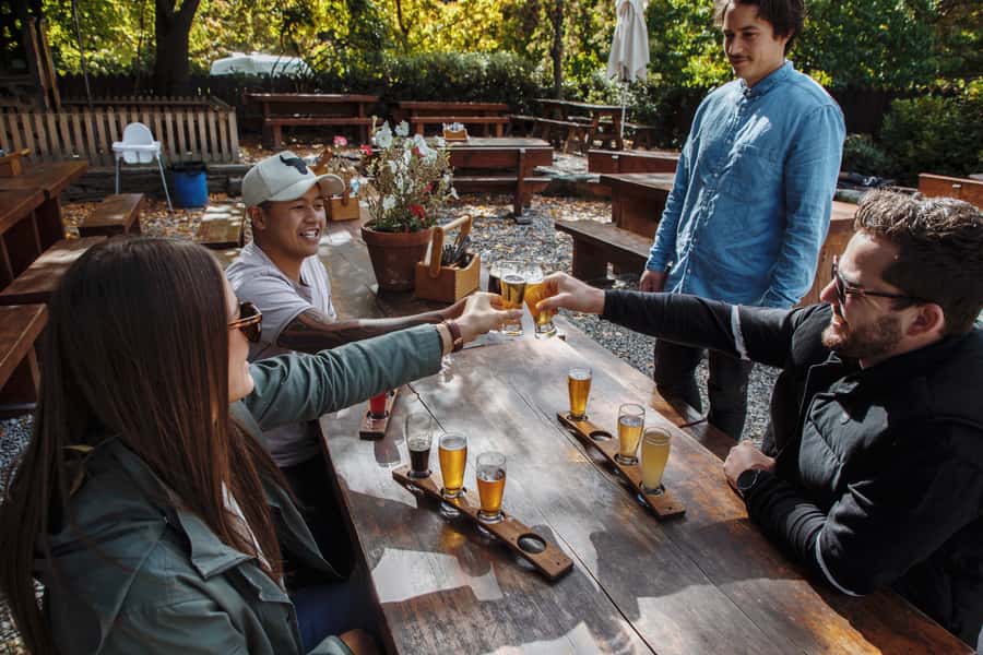 Queenstown: Craft Beer Brewery Tour with Lunch - Three breweries, 13 beers, and a relaxed afternoon