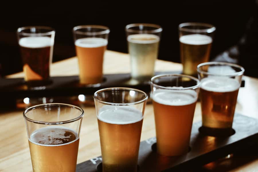 Queenstown: Craft Beer Brewery Tour with Lunch - A short village stop breaks up the tasting