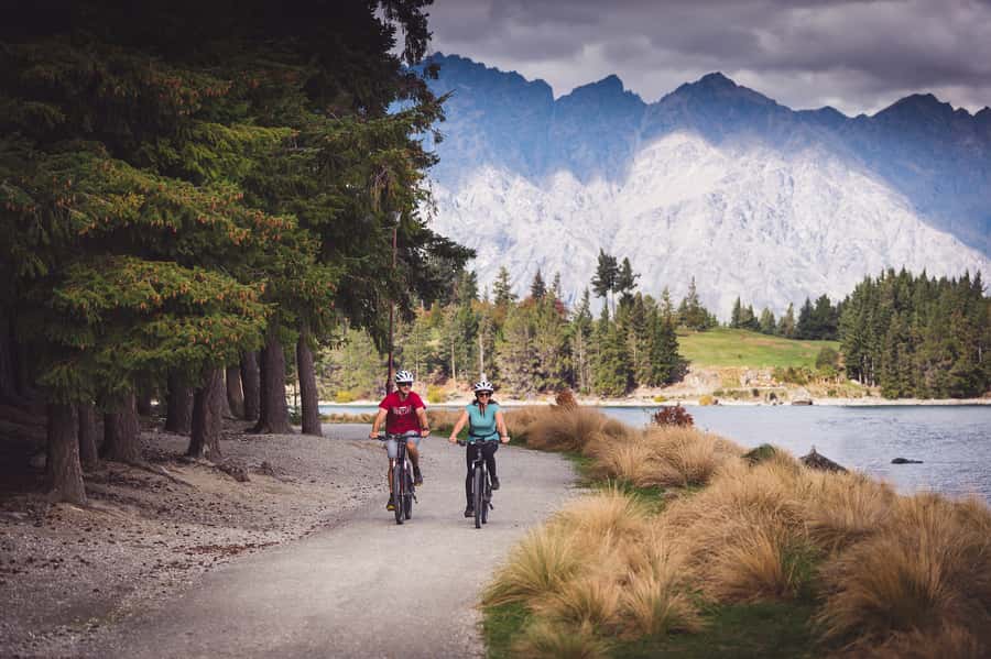 Queenstown: E-bike Hire on the Queenstown Trail - Starting at 3 Searle Lane in central Queenstown