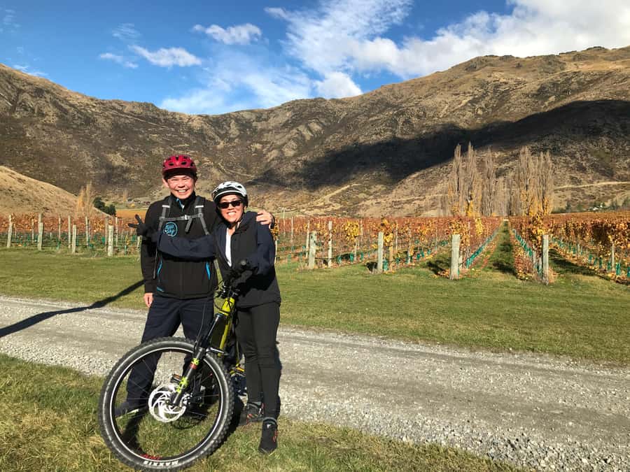 Queenstown: Guided E-Bike Tour with Winery Visits & Tastings - Transport, timing, and useful planning advice