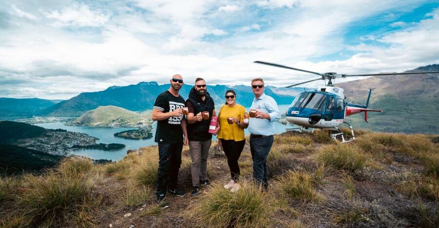Queenstown: Helicopter Flight and Gin Tasting Tour - A helicopter start above Queenstown
