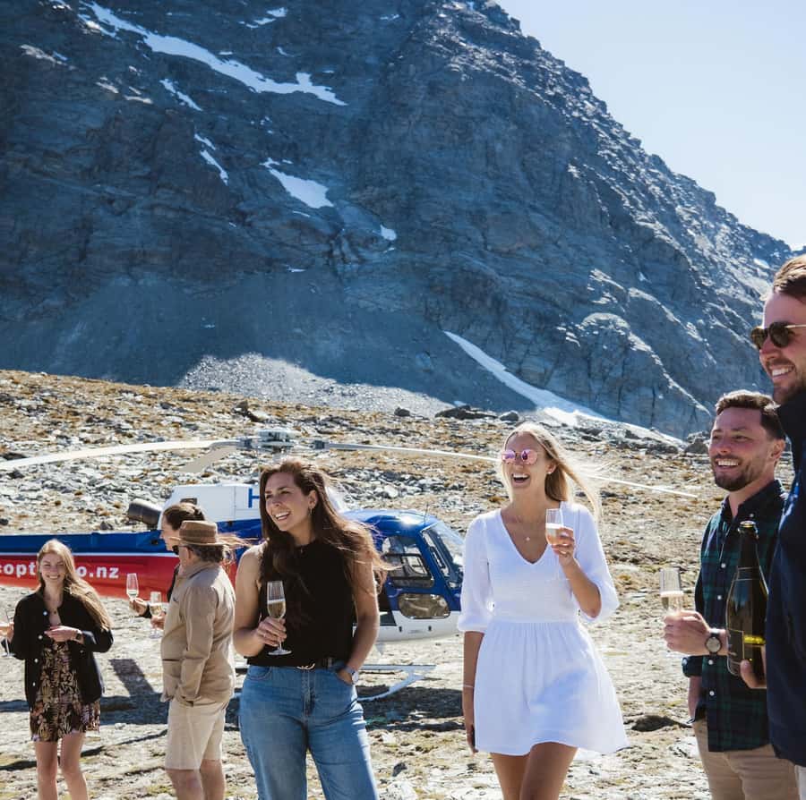 Queenstown: Helicopter & Wine Tasting Tour - Key points at a glance