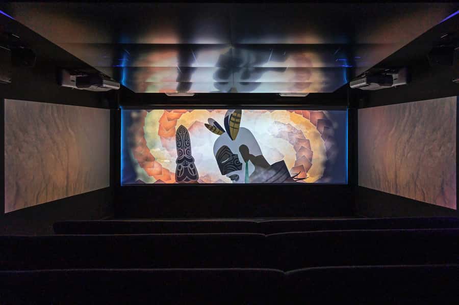 Queenstown: Hidden Underwater Theatre Experience - The 14-minute journey from dinosaurs to Queenstown