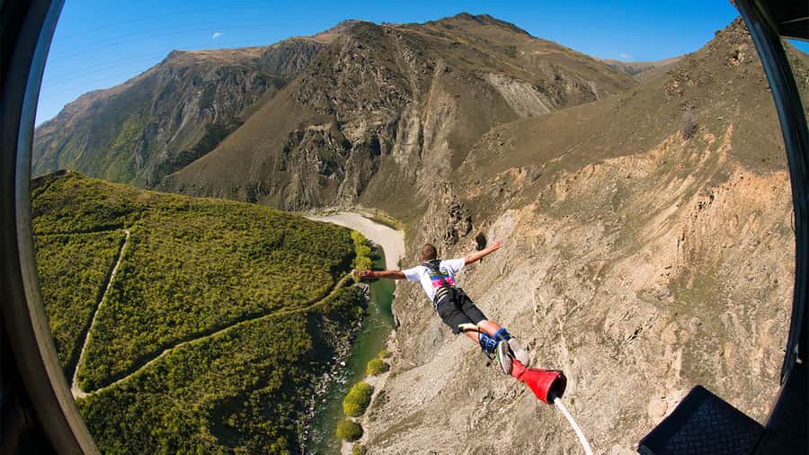 Queenstown: Nevis Bungy - Australasia's Biggest Bungy! - A remote start from central Queenstown