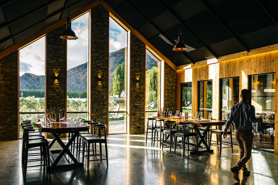 Queenstown: Original Premium Half-Day Gibbston Wine Tour - Should you book it?