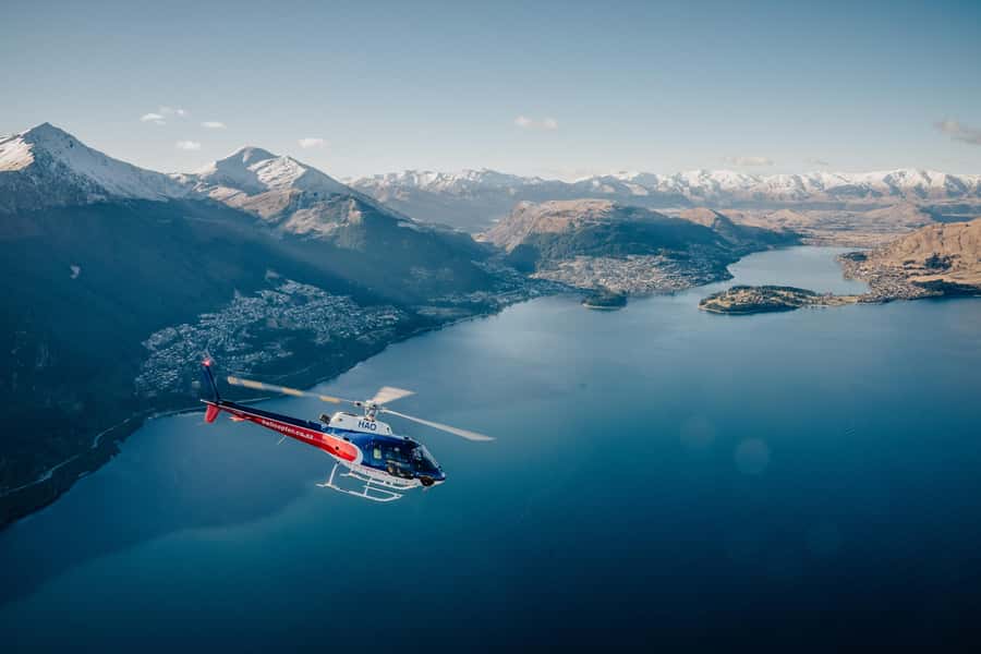 Queenstown: Pilot's Choice Helicopter Tour & Alpine Landing - A mountain landing in just 25 minutes