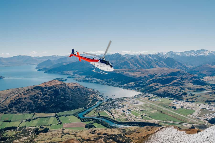 Queenstown: Pilot's Choice Helicopter Tour & Alpine Landing - From your hotel to the helicopter base