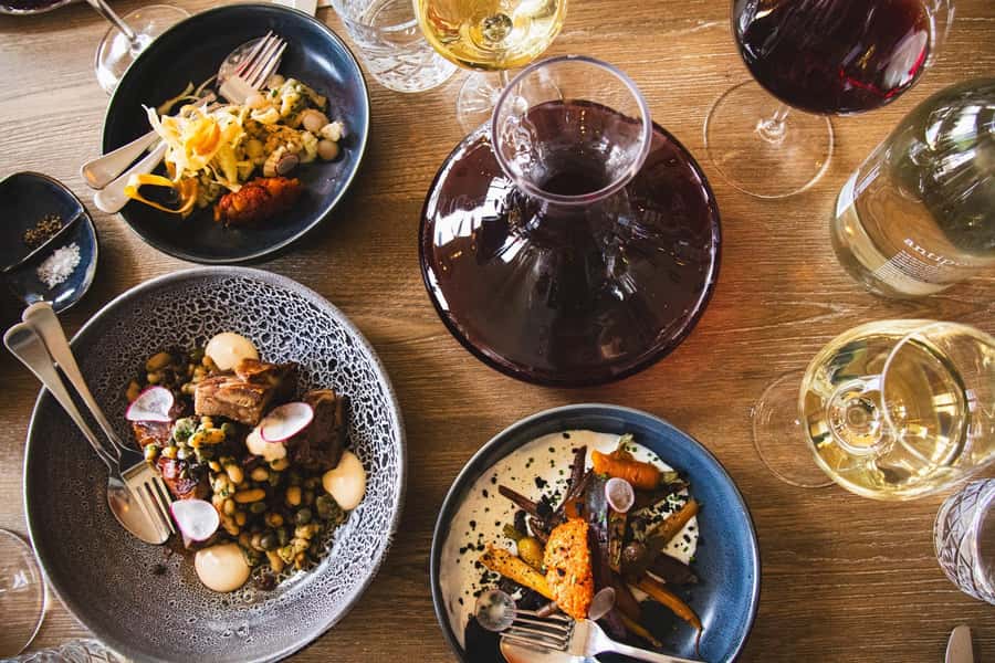 Queenstown: Premium Full-Day Central Otago Wine Tasting Tour - Key points at a glance