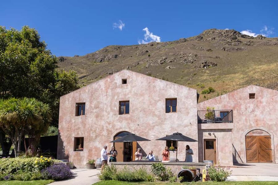 Queenstown: Premium Wine Tasting Tour - The ride from Queenstown to the cellar doors