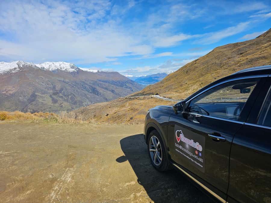 Queenstown: Private Day Trip to Wanaka, Arrowtown & More - Arrowtown gives the day a strong opening
